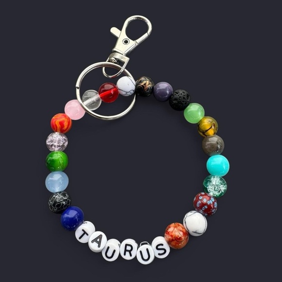 Taurus Zodiac Keychain Bracelet - Picture 1 of 3